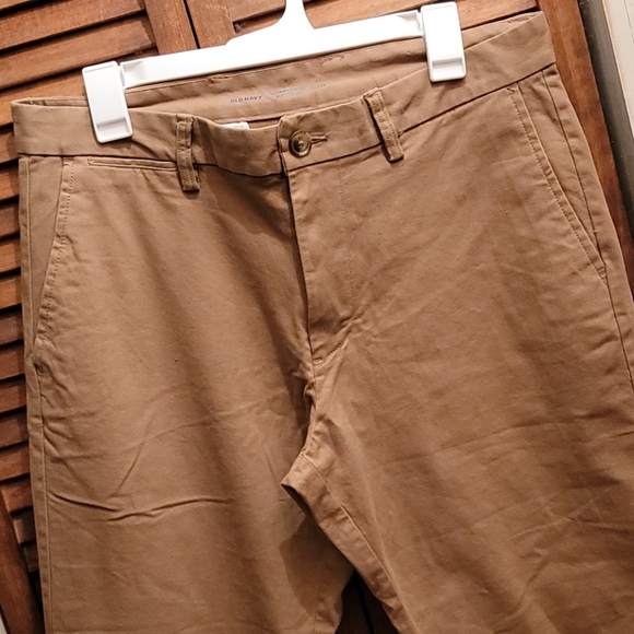 Old navy pants - Picture 3 of 7